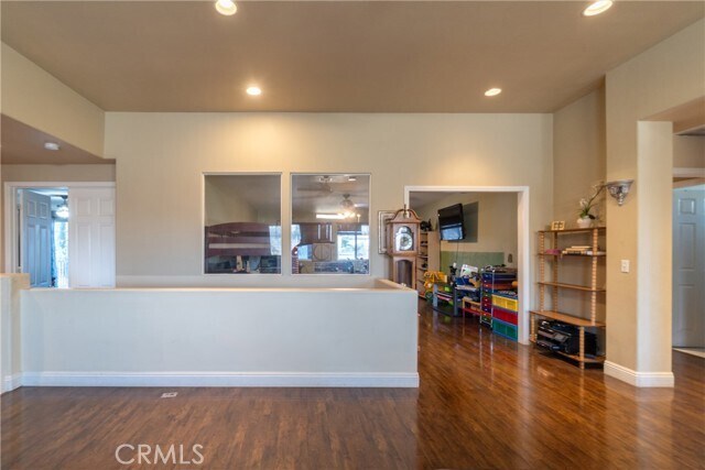 Building Photo - 40947 Ridgegate Ln