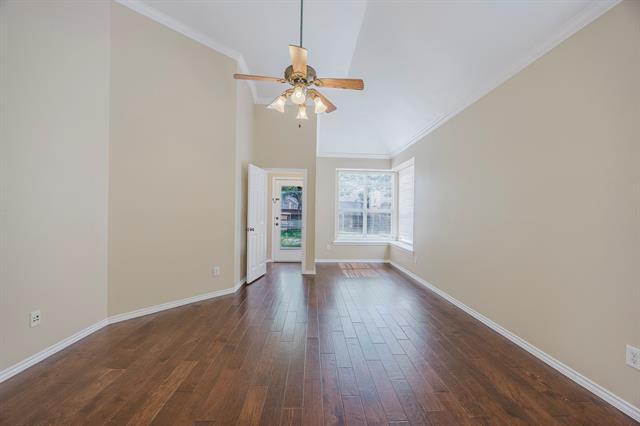 Building Photo - 2739 Middleton Dr