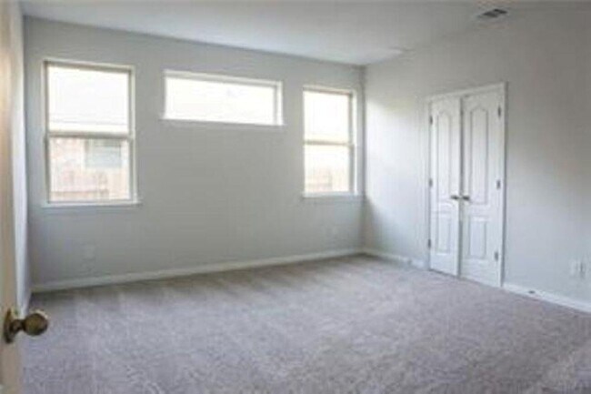 Building Photo - 4021 Gildas Path