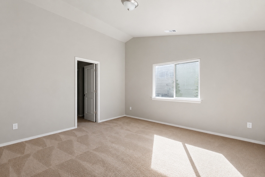 Building Photo - 627 Marysville Way