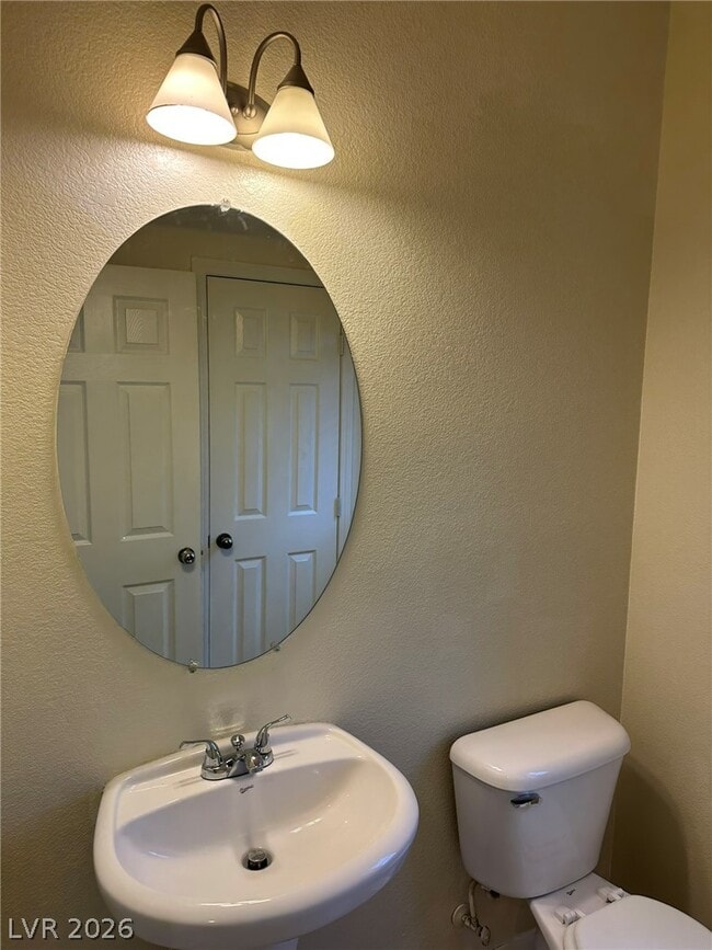 Building Photo - 10060 Bonterra Ave