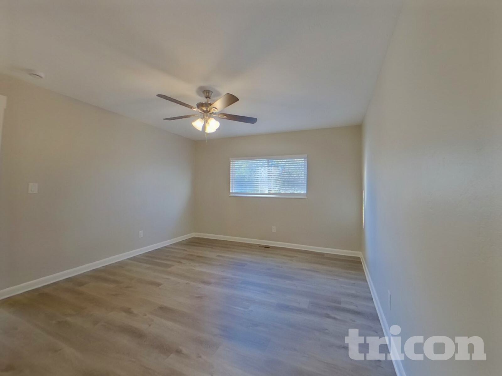 Building Photo - 7623 Safari Cir