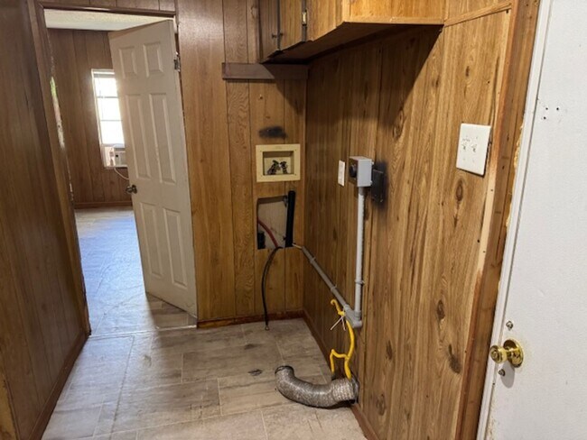 Building Photo - 110 Blanchard Mobile Villa Rd