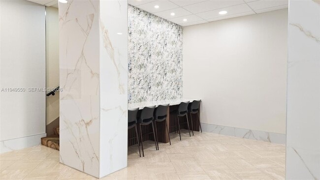 Building Photo - 250 174th St