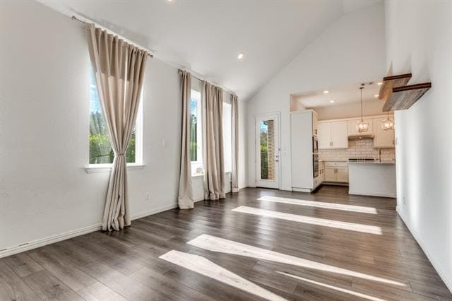 Building Photo - 9807 Romo St