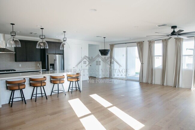 Building Photo - 10262 E Utah Ave