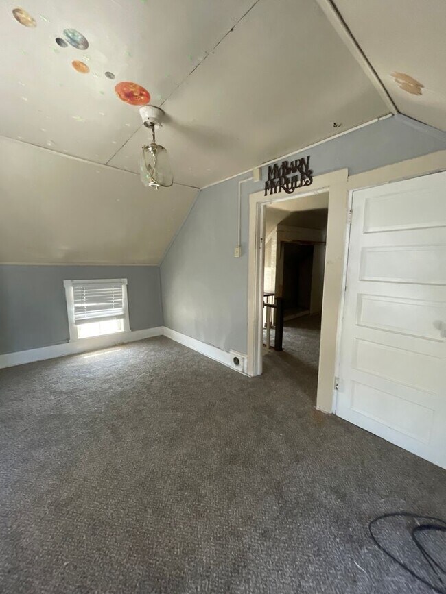 Building Photo - 209 Congress St