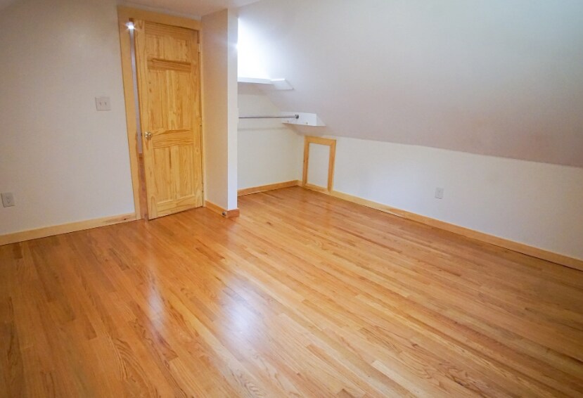 Building Photo - 49 Conant Rd