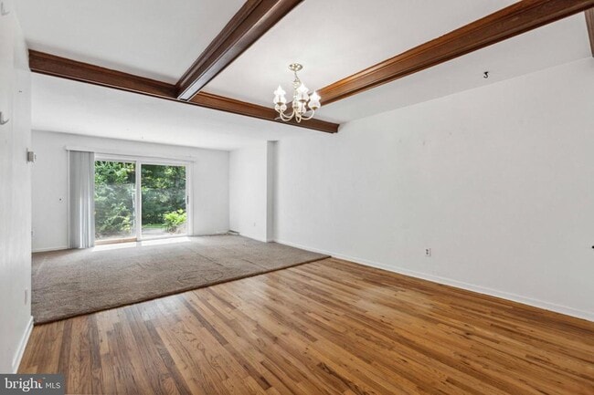 Building Photo - 5 Cornwallis Square