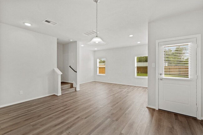 Building Photo - 1455 Acorn Mdw St