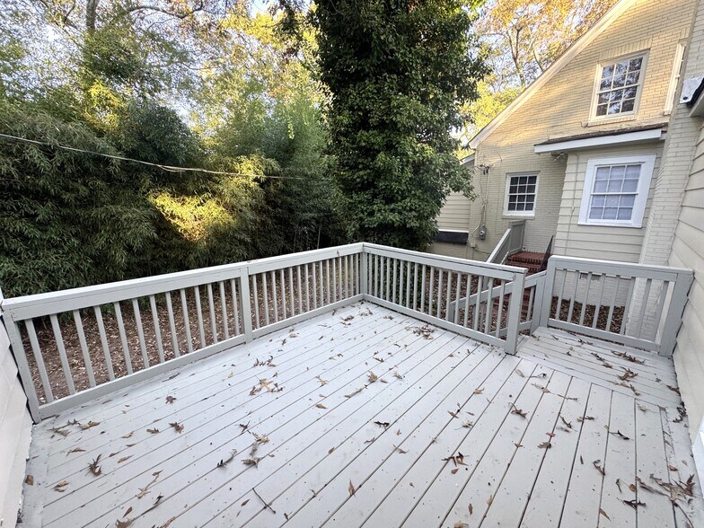 Building Photo - 1020 Cherry Hills Ct