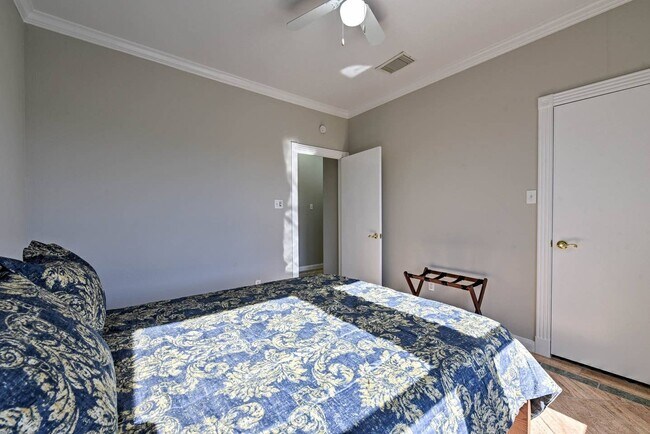 Building Photo - Completely remodeled and furnished Waterfront property!