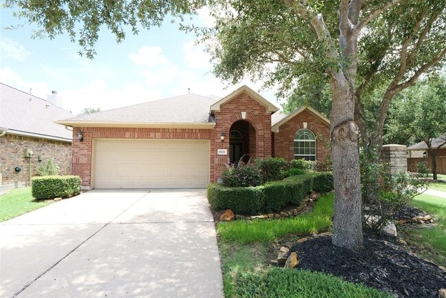 Primary Photo - 6123 Summerfield Glade Ln