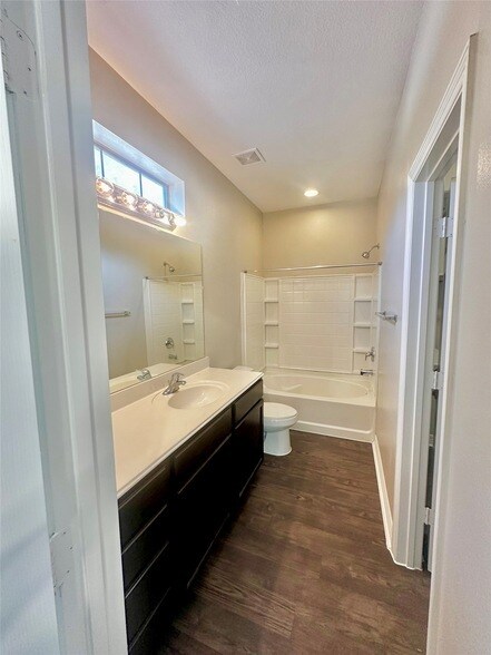 Building Photo - 59 Woodland Hills Dr