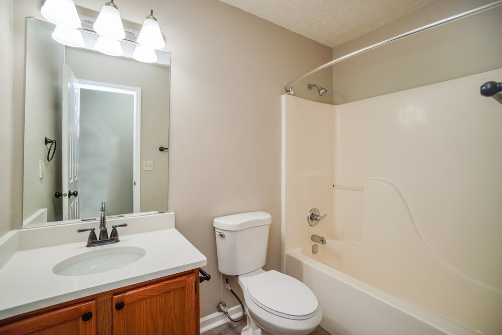 Building Photo - 7927 Oak Valley Rd