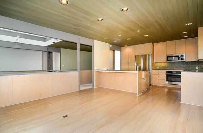 Building Photo - 2343 NW 94th St