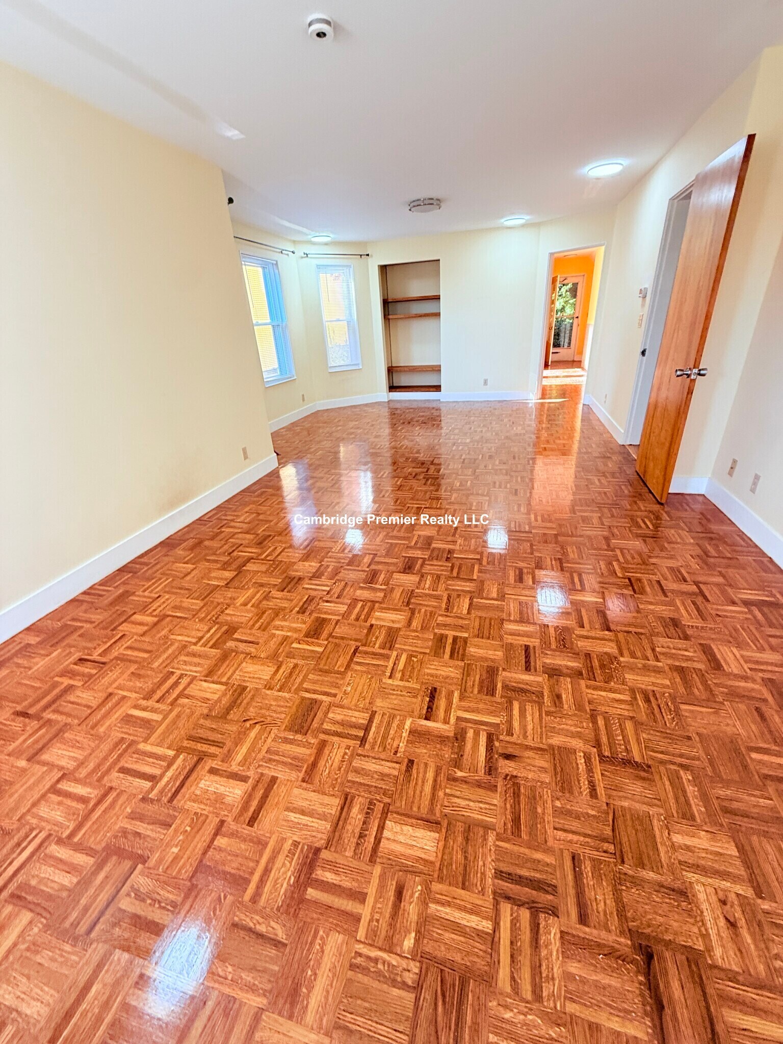 Building Photo - 10 Packard Ave