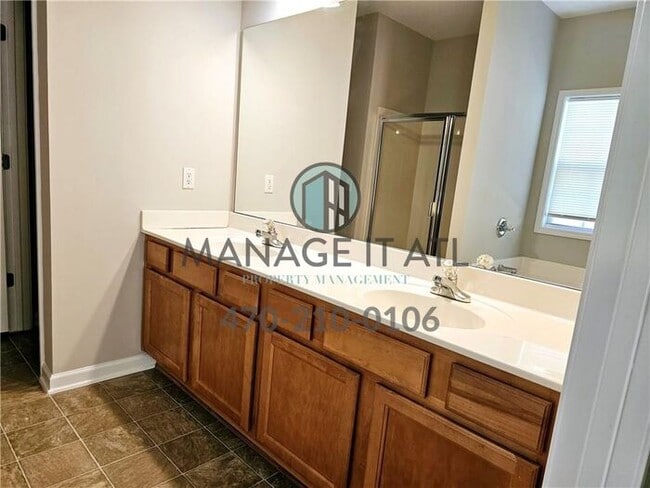 Building Photo - Beautiful 4 bedroom house in Lambert High ...