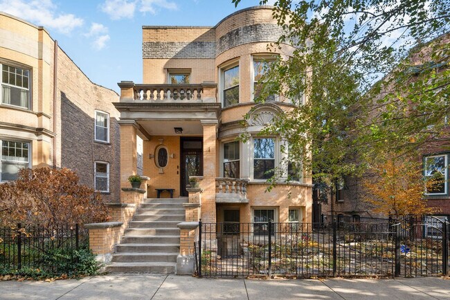 Building Photo - 6229 N Wayne Ave