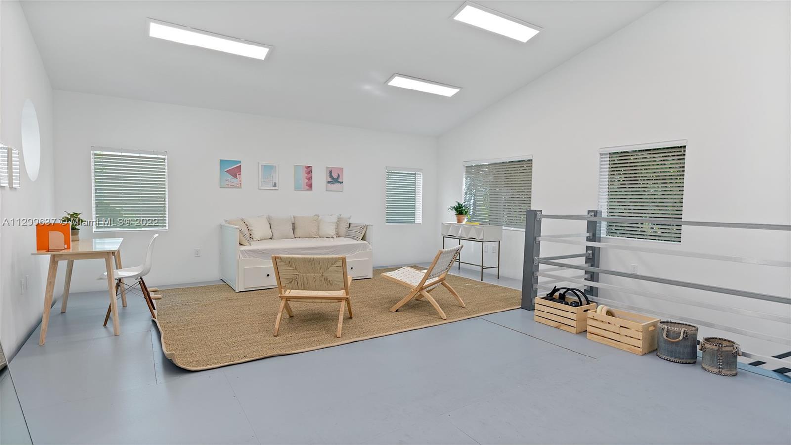 Building Photo - 1310 Flamingo Way