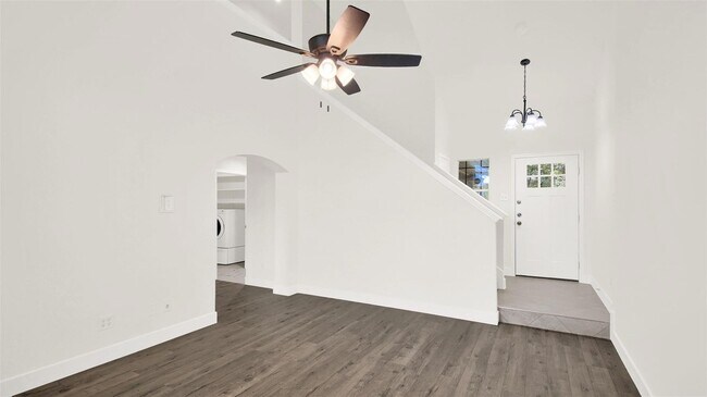 Building Photo - 641 Fort Thomas Pl