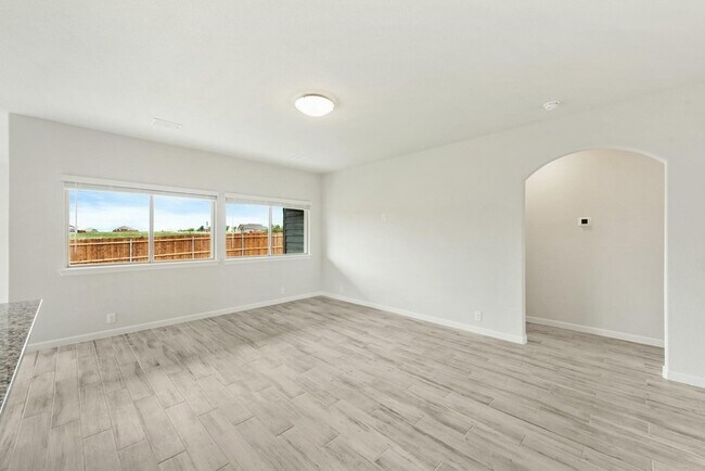 Building Photo - 920 Elk Rdg Run