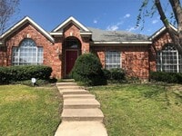 Building Photo - 3841 Rolling Hills Dr