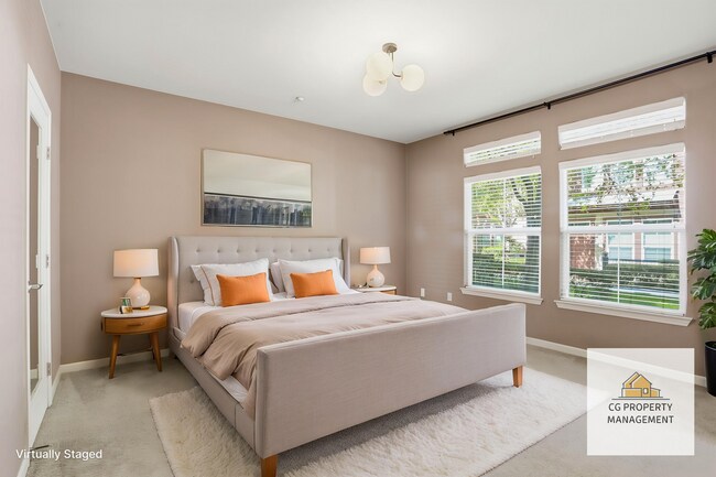 Building Photo - 837 Font-