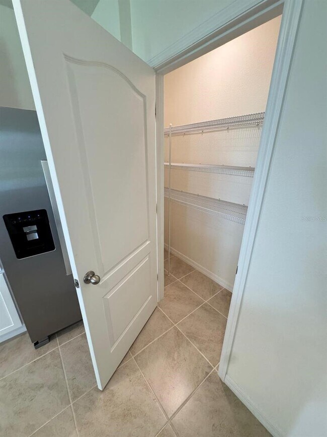 Building Photo - 2109 Doe Run Dr