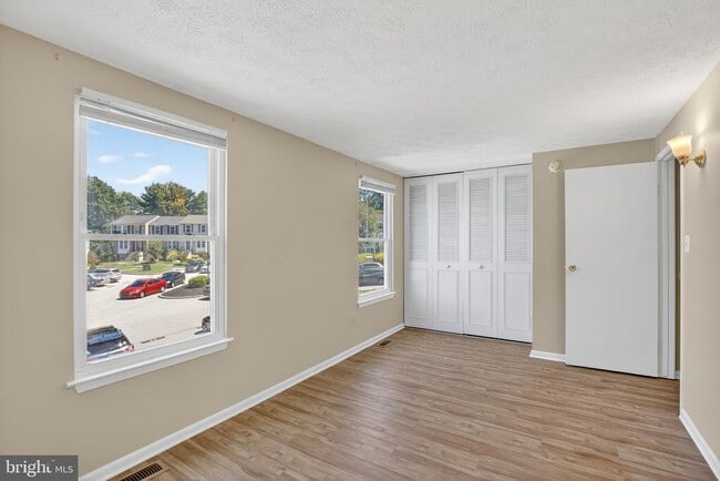 Building Photo - 7506 Summer Blossom Ln