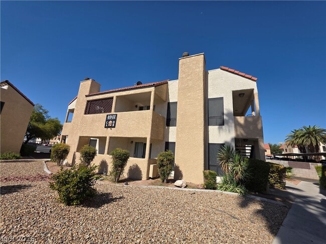 Building Photo - 4941 Newport Cove Dr