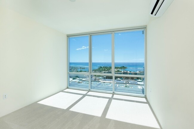 Building Photo - 1391 Kapiolani Blvd
