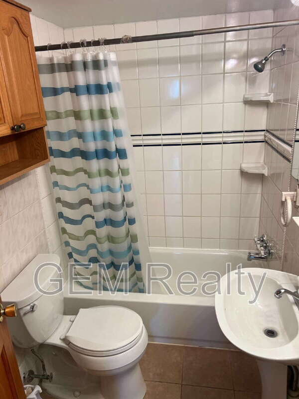 Building Photo - 1244 Mountain View Rd