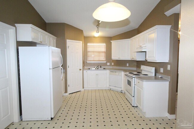 Building Photo - 4319 Crosswind Dr
