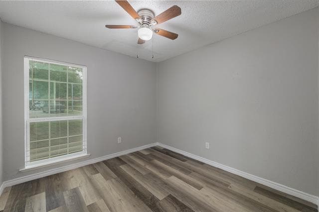 Building Photo - 3201 Forestdale Ln