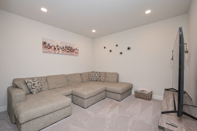 Building Photo - 71 Perennial Cyn Dr