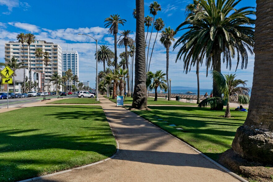 Building Photo - 951 Ocean Ave