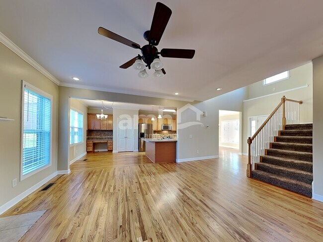 Building Photo - 111 Wynlands Dr