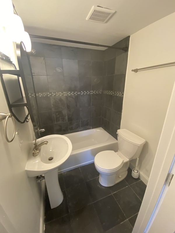 Building Photo - 20 N Madeira St