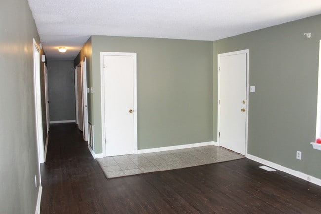 Building Photo - 802 Parrish St