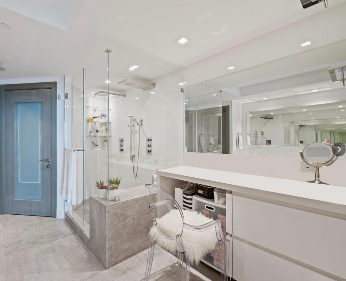 Building Photo - 1408 Brickell Bay Dr