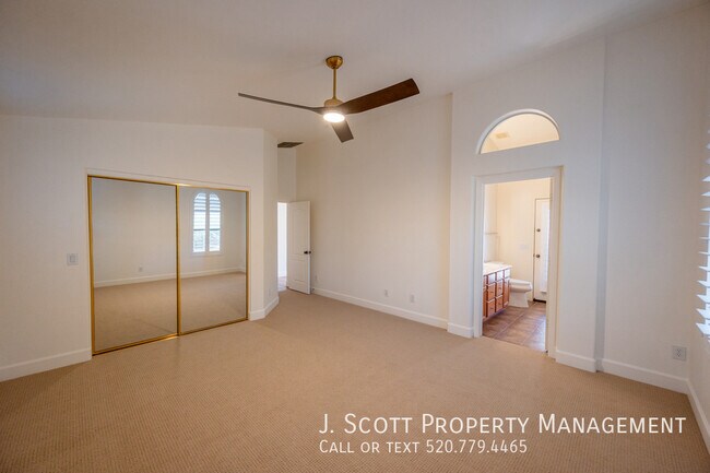 Building Photo - 28709 N Nobel Rd