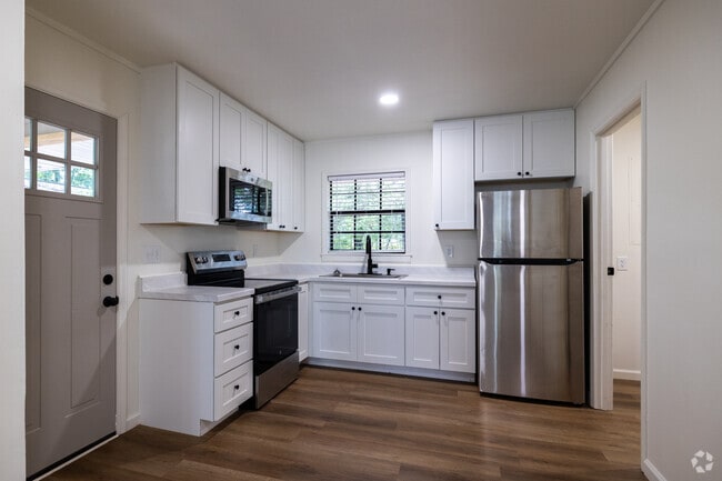 Interior Photo - Timber Ridge