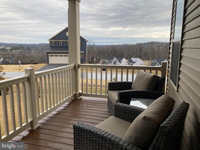 Building Photo - 7045 Eaglehead Dr