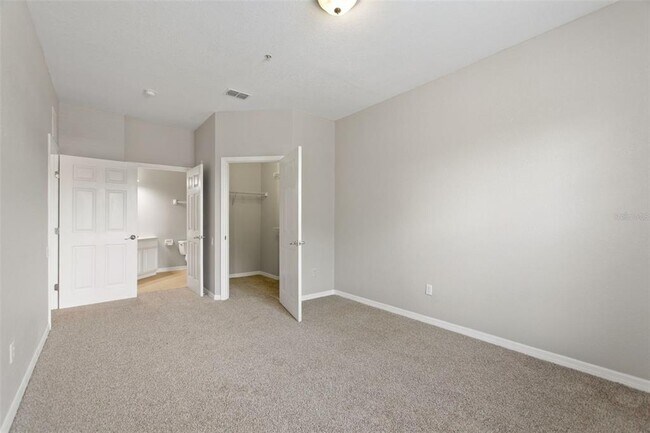 Building Photo - 1351 Venezia Ct