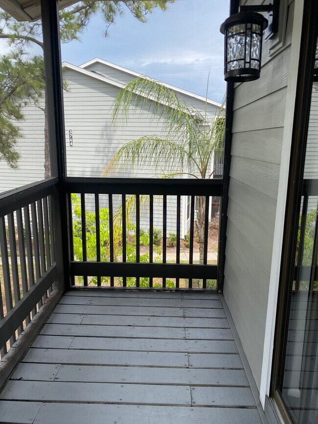 Building Photo - 3756 Idlebrook Cir