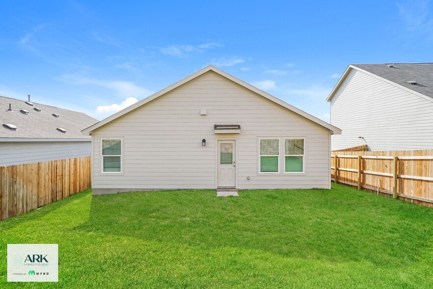 Building Photo - 5790 Companion Lp