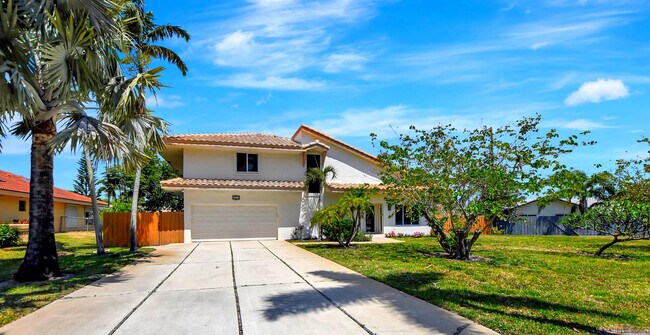 Building Photo - 4517 NW 5th Ave
