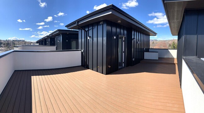 Building Photo - 2160 Youngfield St