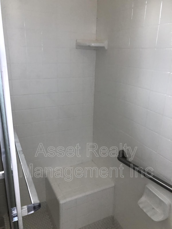 Building Photo - 218 Britton Dr